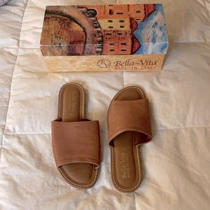 Brand New! Bella Vita Leather Ros Sandals